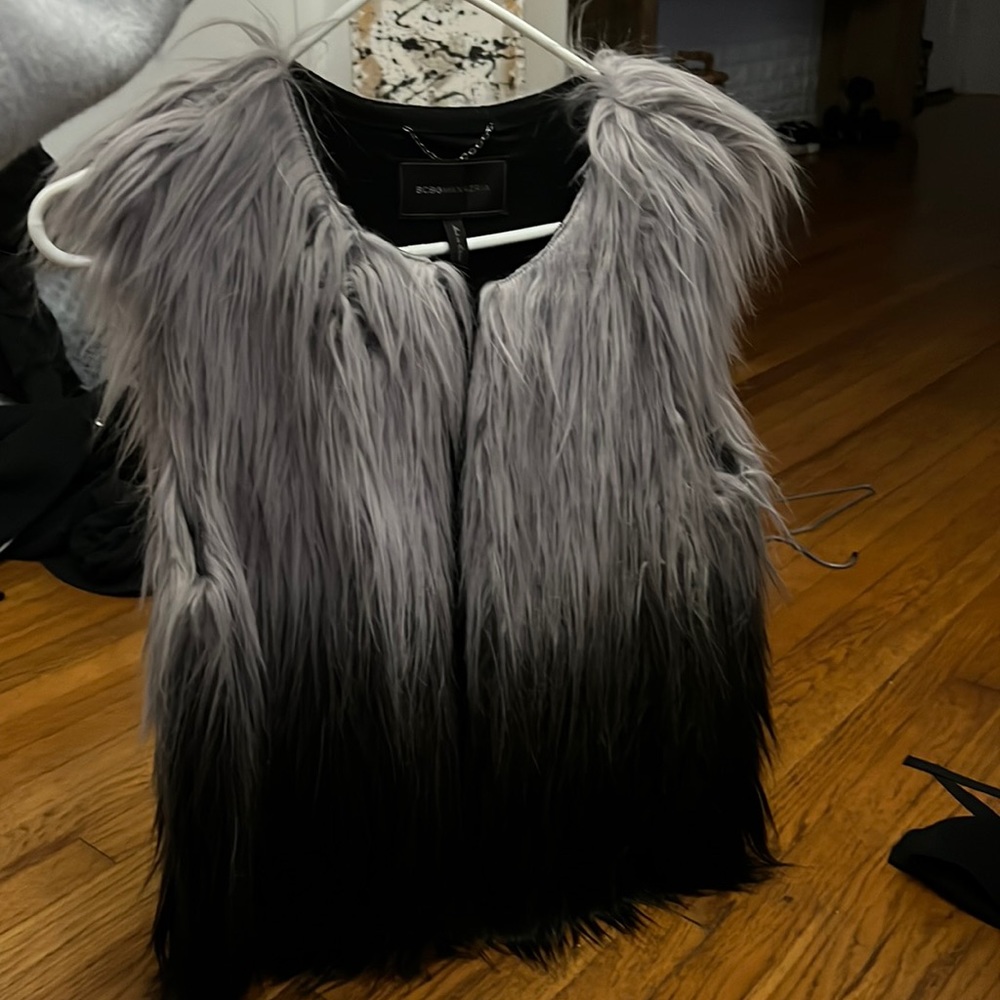 Ombré fur vest